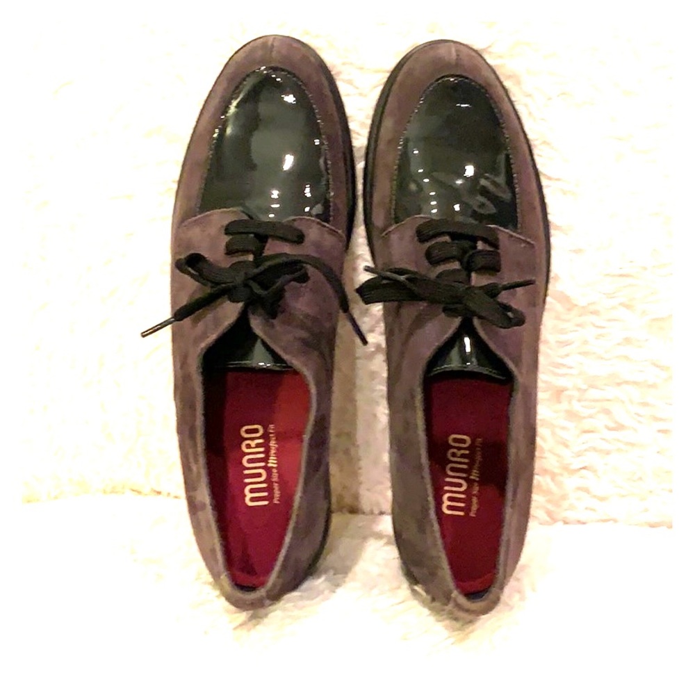 Munro black patten and brown suede loafers 12N